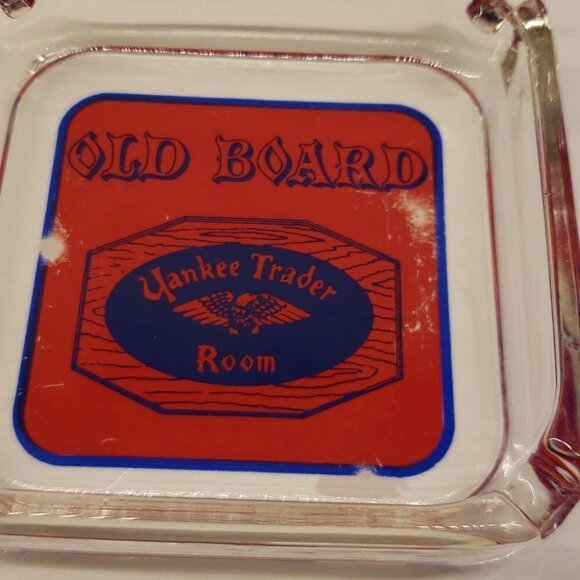 VINTAGE Old Board Yankee Trader Room Glass Ashtray Red Blue logo 3.5"w x 3. - Picture 4 of 5